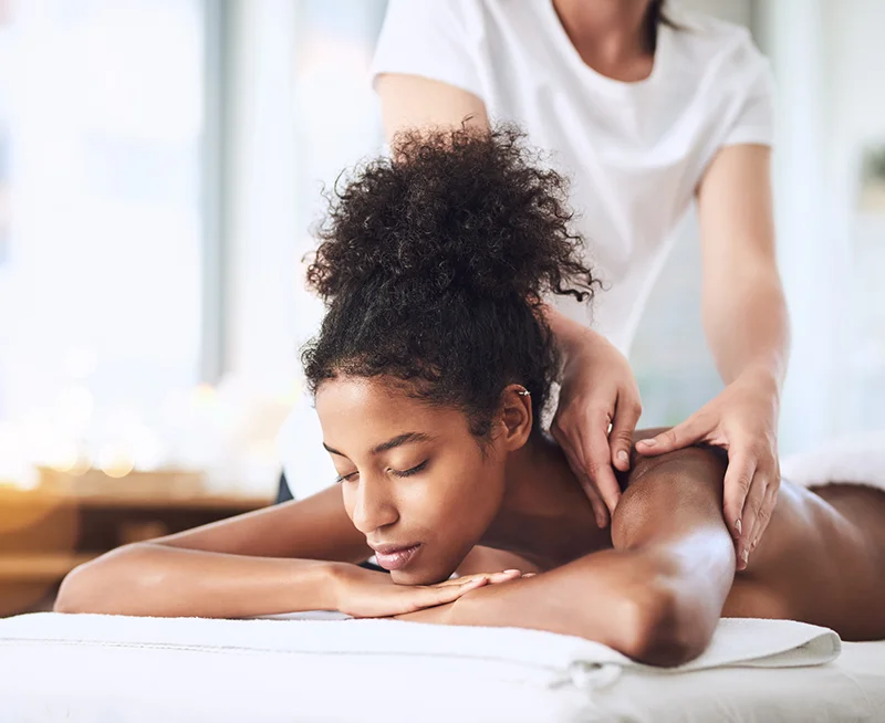 deep tissue massage to relieve back pain